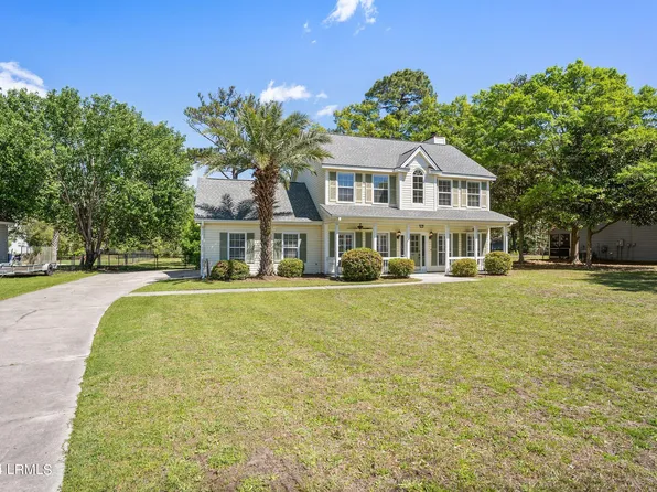 32 Christine Dr, Beaufort, SC 29907