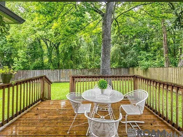 18634 White Oak Dr — Photo 15