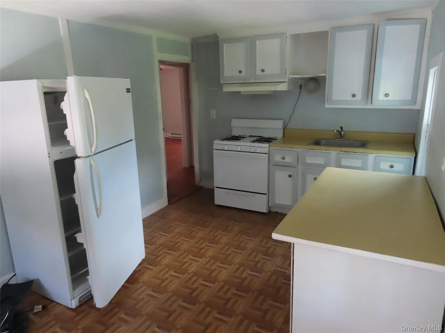 2 bed, 1.0 bath, 700 sqft, $2,600 — Photo 2