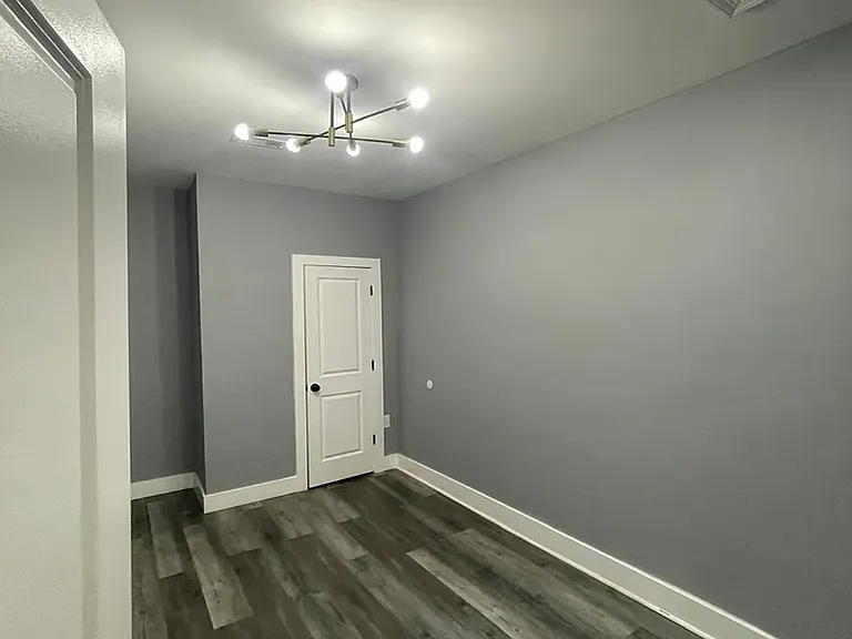 235 2nd St #202 — Photo 10