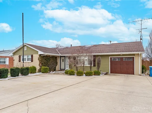 305 S Vandemark Rd, Sidney, OH 45365