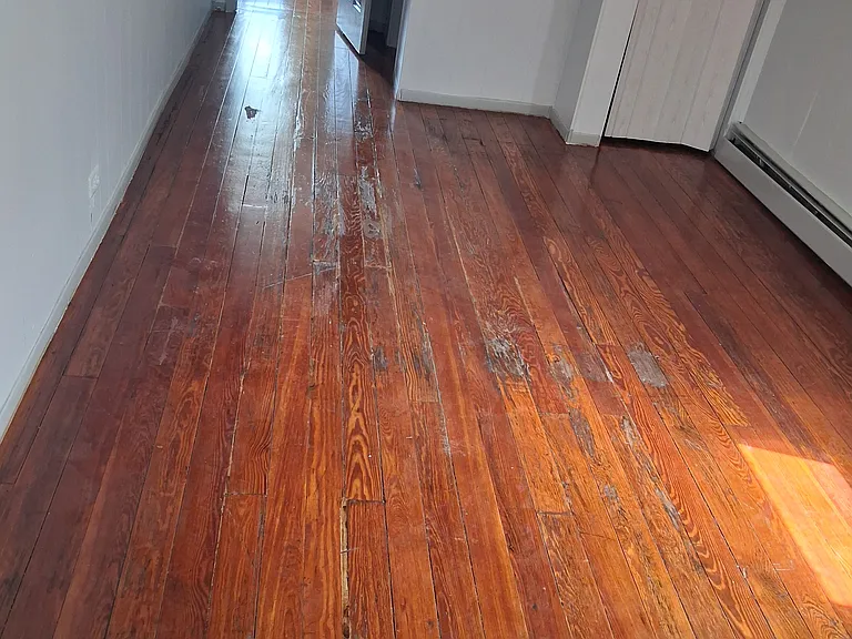 98 Andrew St — Photo 5