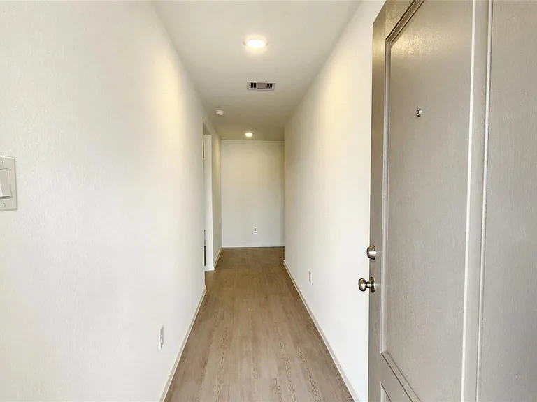 26715 Red Sunset Maple Ln — Photo 5