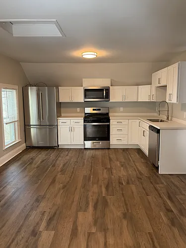 43 N Main St #2 Photo 1