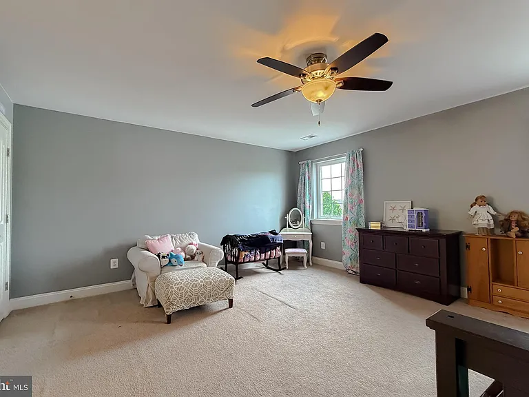 23687 Coventry Dr — Photo 40