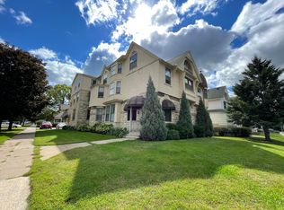121 W 7th St #3, Winona, MN 55987