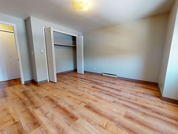 5th image of 315 Wood St #1