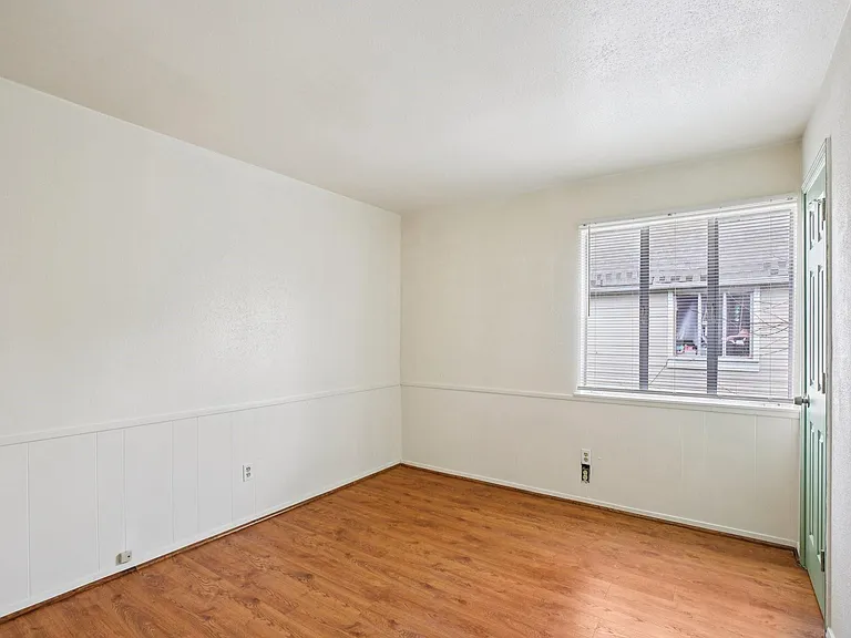 8379 La Roche Ln — Photo 24