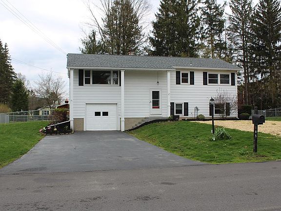 2nd image of 185 Oriole Dr