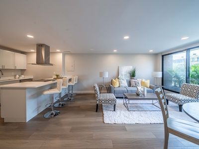 1105 Massachusetts Ave APT 1C, Cambridge, MA, 02138