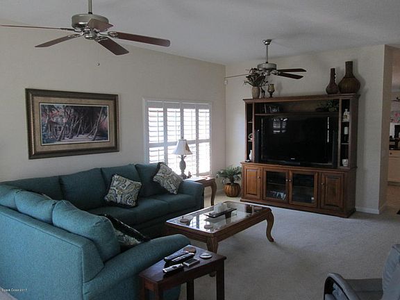 3rd image of 510 Martello Way