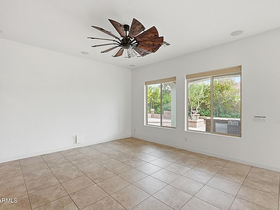 2nd image of 1907 E AZALEA Court