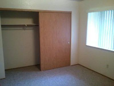 2425 Shady Ln — Photo 5