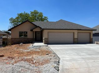 2039 Bull Run Rd, Ozark, MO 65721