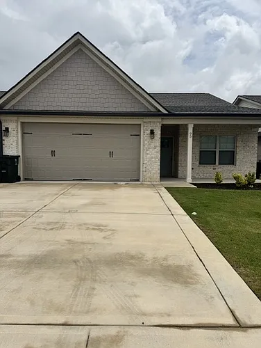 95 Stone Cir Photo 1