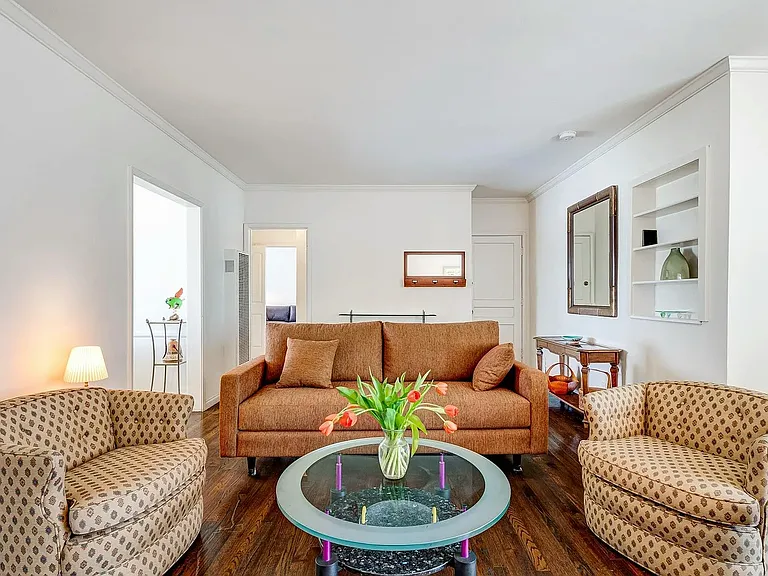1254 Devon Ave #1254 — Photo 4