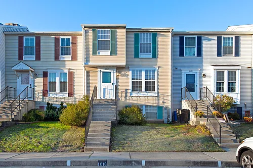 1018 Pirates Ct Photo 1