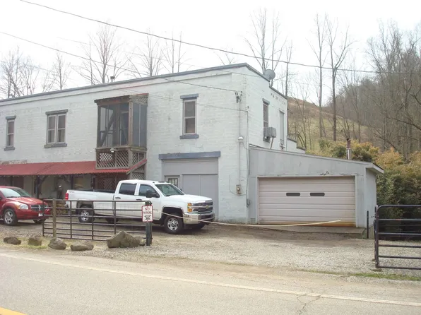 23286 Staunton Tpke, Smithville, WV 26178