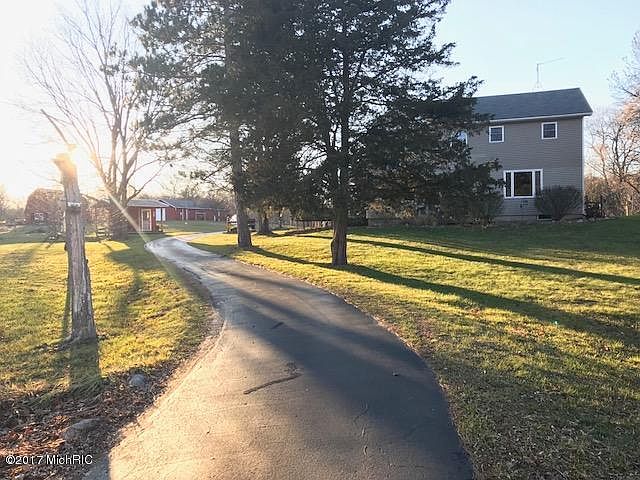 1st image of 1051 Lincoln Lake Ave SE