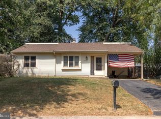 135 Piano Dr, Newark, DE 19713