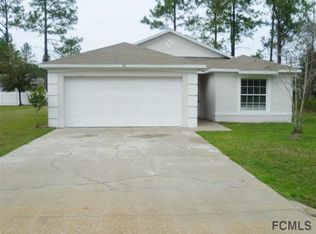32 Robinson Dr, Palm Coast, FL 32164