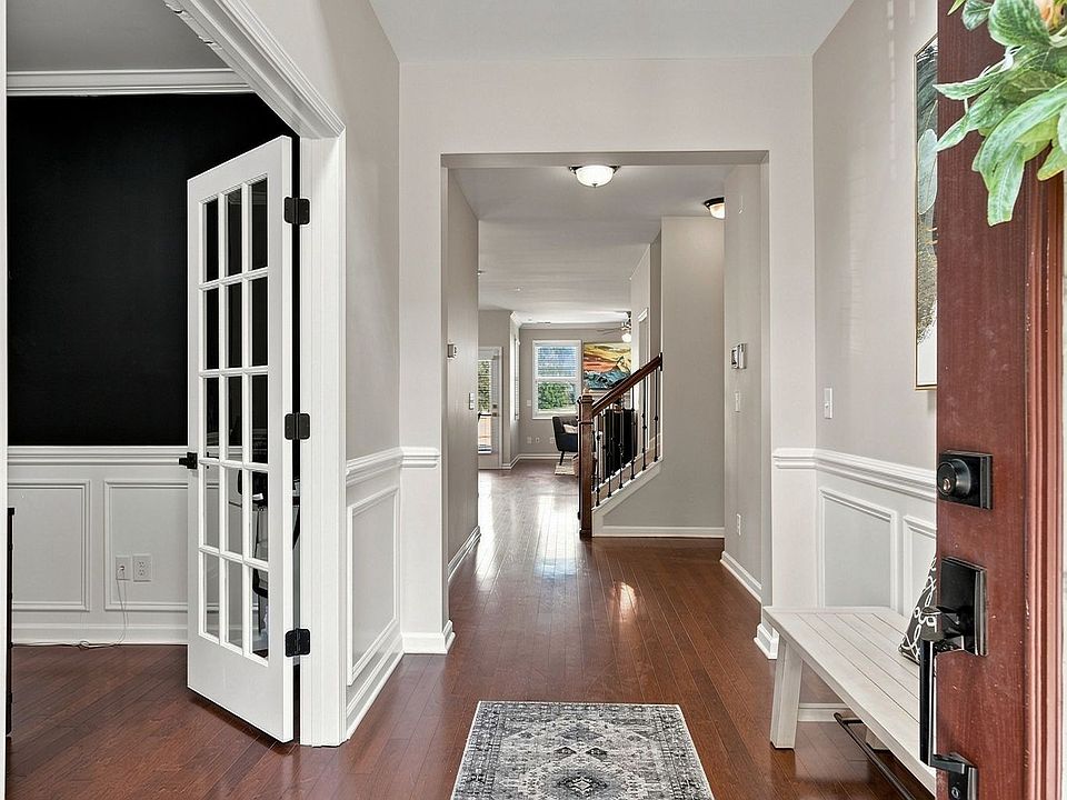 1st image of 3022 Alan Dr