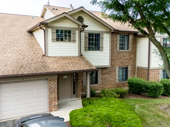 1632 W Quail Ct Unit 4, Arlington Heights, IL 60004