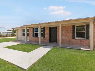 7227 Corsicana St, Iola, TX 77861