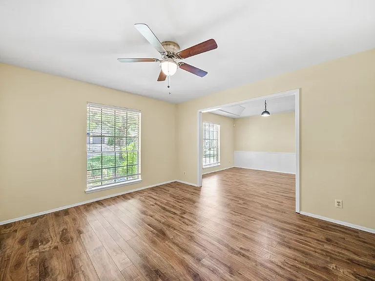 6015 Windhaven Dr — Photo 20