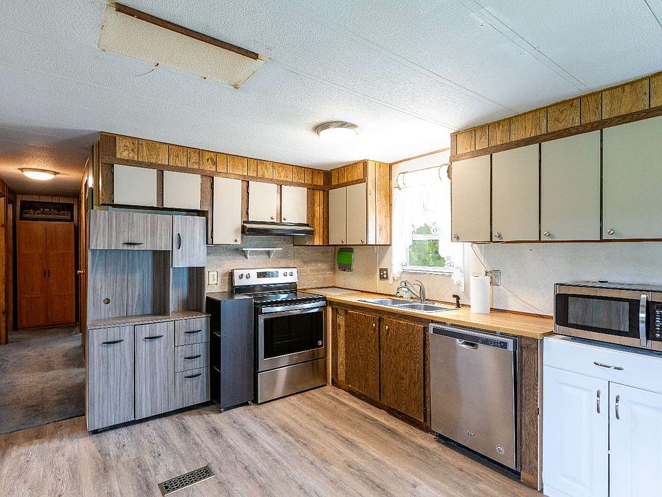 10th image of 6519 SW 61st Ter