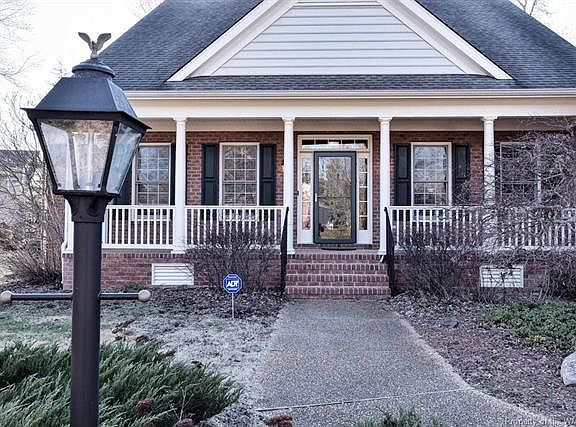 3rd image of 508 Ashwood Dr
