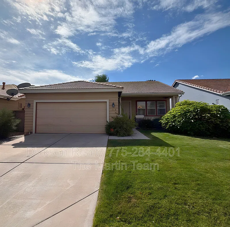 3 bed, 2.0 bath, 1480 sqft, $2,700 — Photo 1