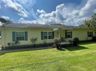 2407 Frogs Creek Rd, Charleston, WV 25312