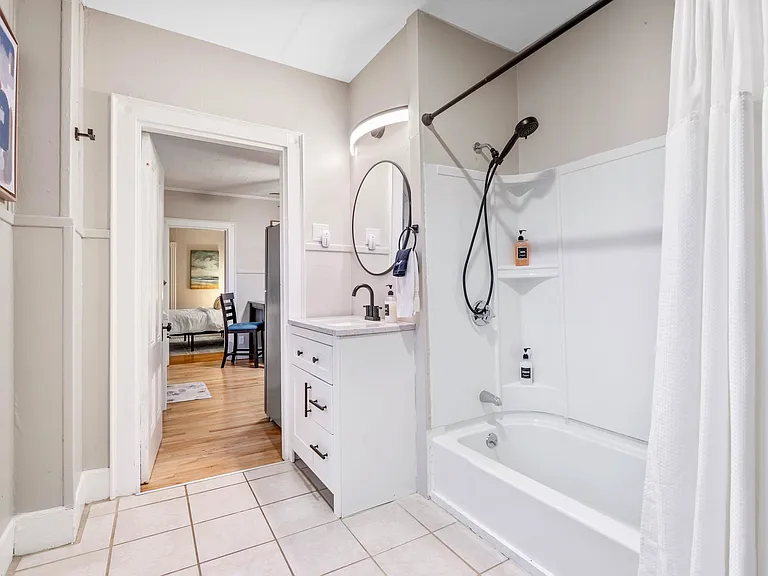 2 Sargent St #2 — Photo 27