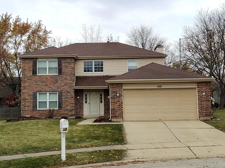 1521 Fordham Ct — Photo 1