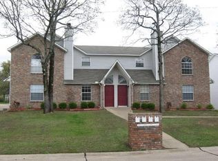 200 Apple Valley Dr, Sherwood, AR 72120