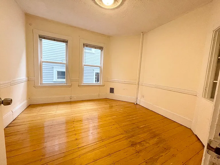 17 Sachem St #2A — Photo 7