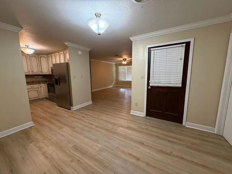 556 County Road 1460 — Photo 5