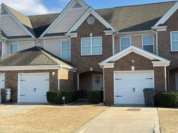 121 Village Dr, Loganville, GA 30052