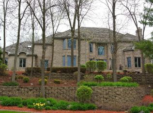 1770 Putneys Ct, Brookfield, WI 53045