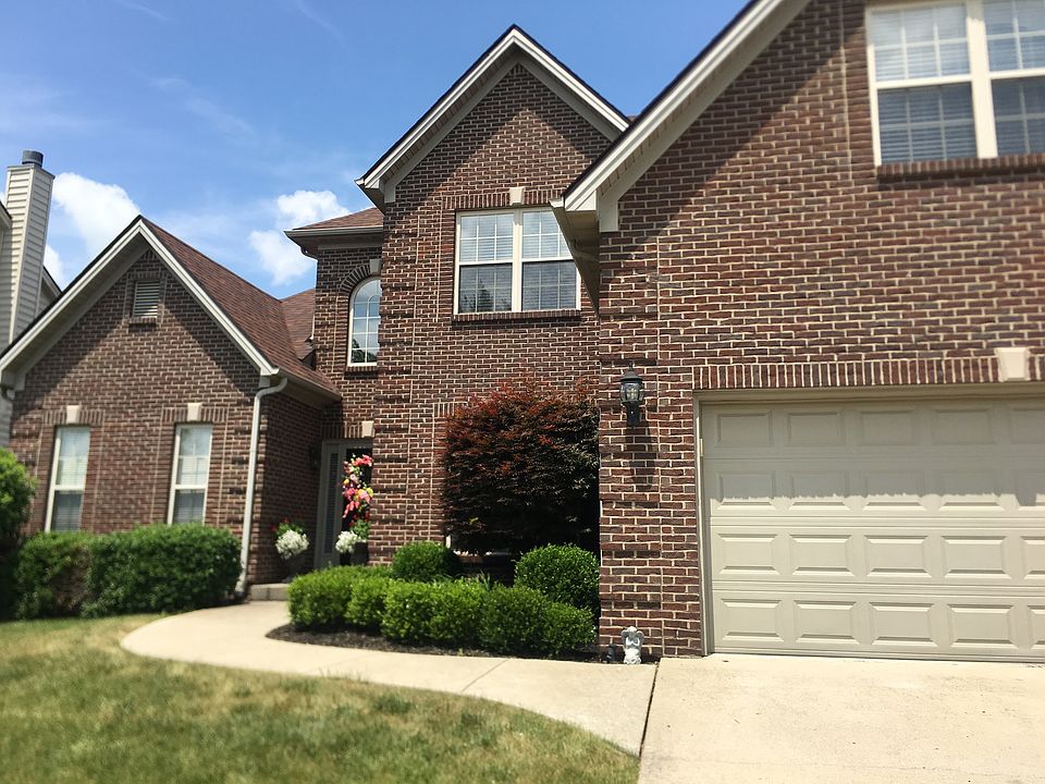 1st image of 241 Richardson Pl