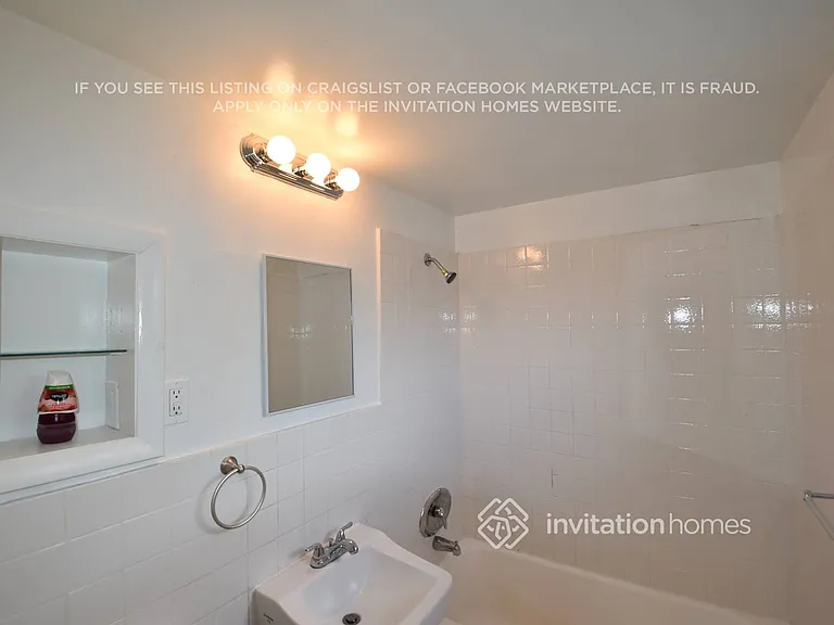 2548 Gulfstream Ln — Photo 16