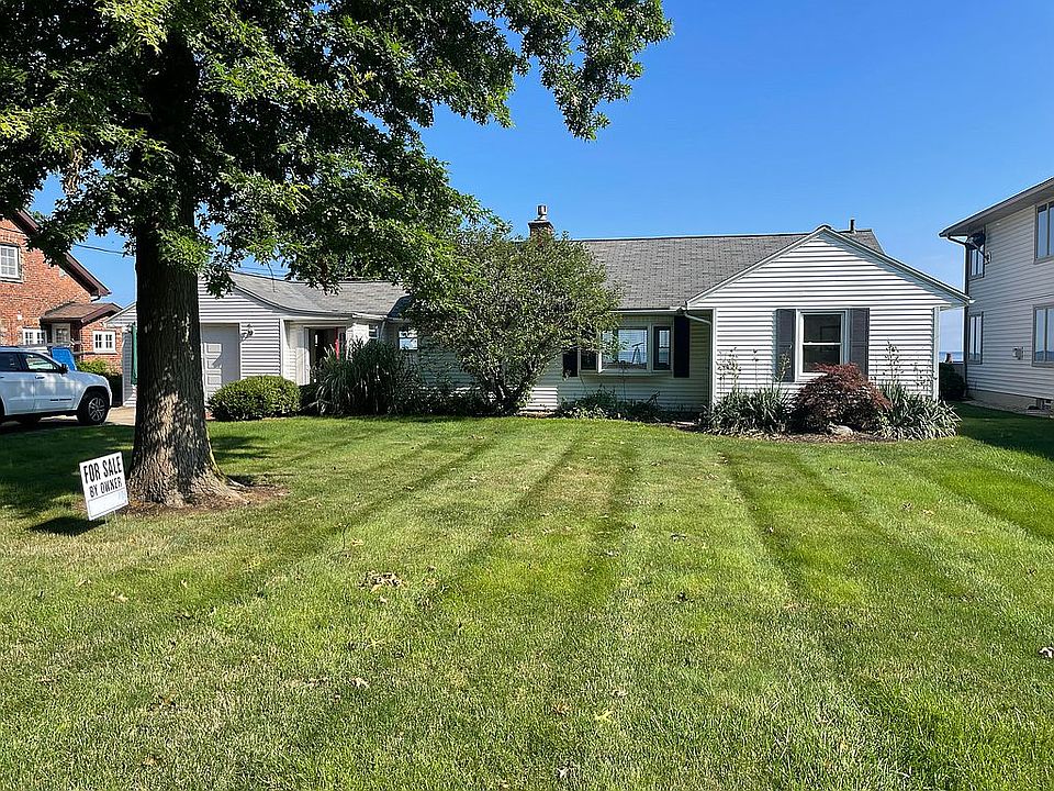 1st image of 3554 Edgewater Dr