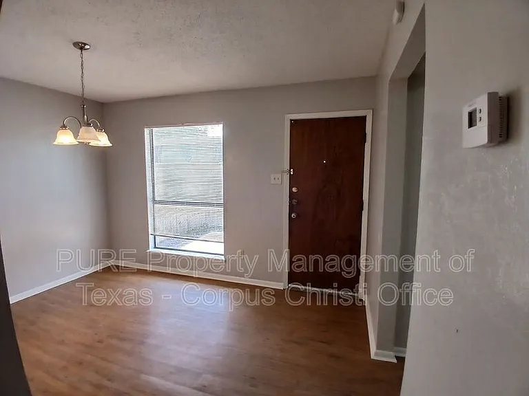 5001 Middlecoff Rd #1A — Photo 27