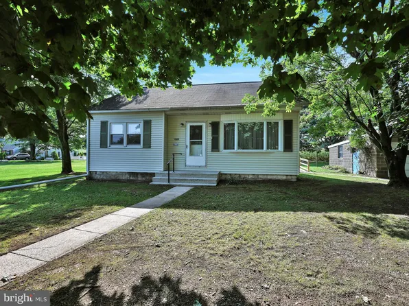 1020 Long Run Rd, Pine Grove, PA 17963
