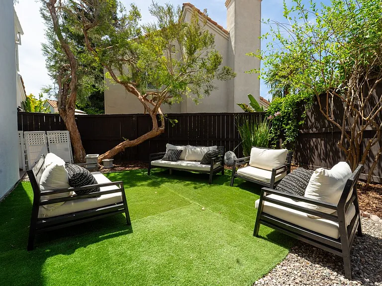 4365 Oak Glen St — Photo 30