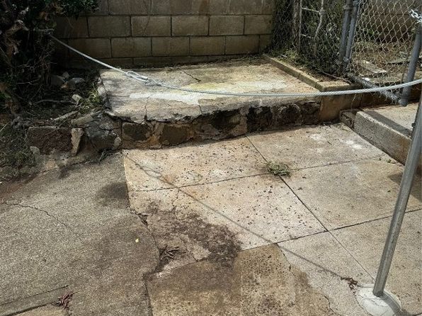 honolulu-hawaii-82426513 picture