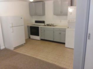 656A Cross Lanes Dr, Nitro, WV 25143
