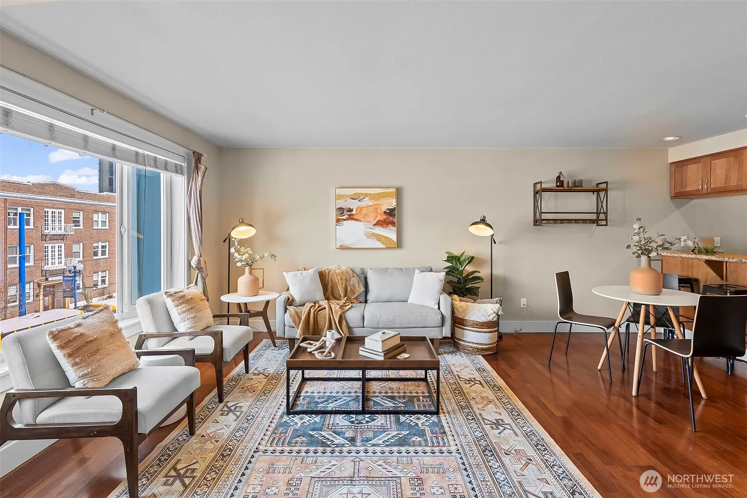 25 N Broadway #203 photo 1