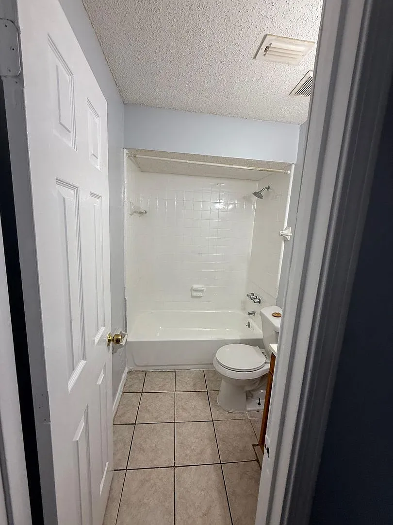 3997 Leonnie Rd #1-4 — Photo 4